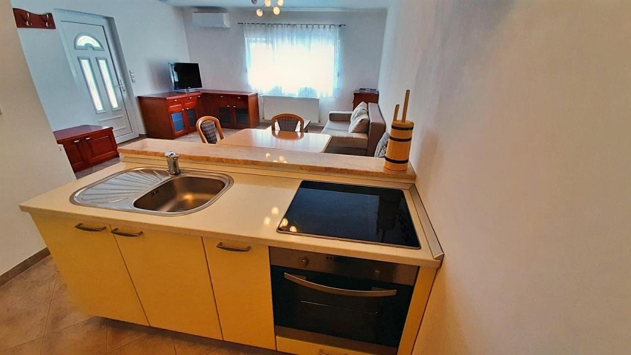 Apartments Stare Duce 6 Omiš Dış mekan fotoğraf